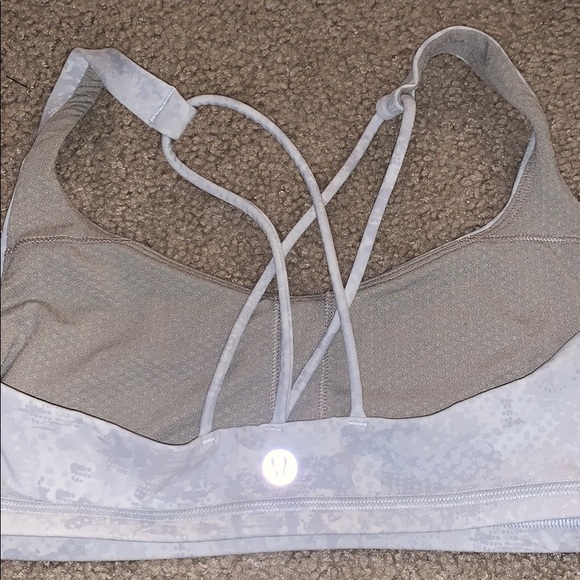 Lulu free to be bra! - Picture 2 of 3